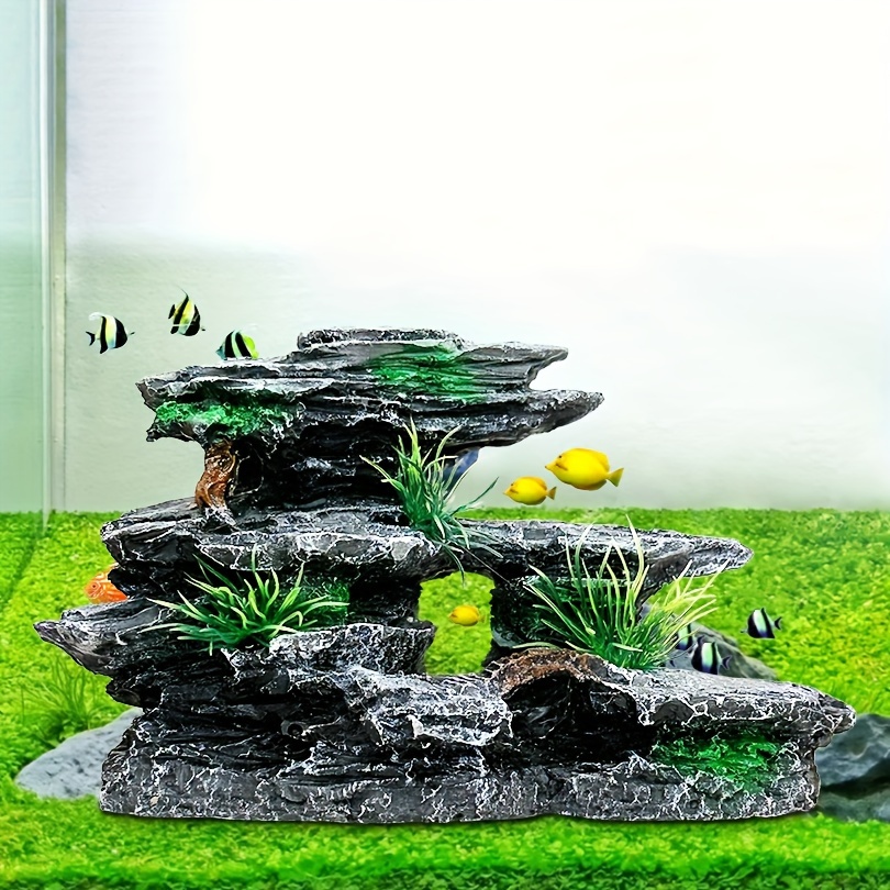 Miniatur - Gebirgslandschaft mit Felsen - Moos und Baumhöhle